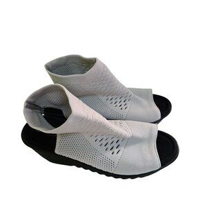 Bernie Mev Josephina White Mesh Pull On Wedge Shoes Size 37
